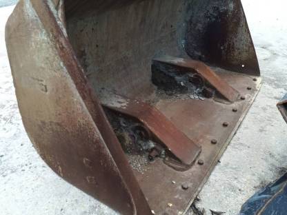 Bild 2:Hochkippschaufel, Laderschaufel