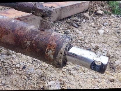 Bild 8:2 Stk Mistbahnzylinder!