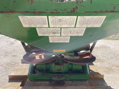 Bild 2:Amazone Düngerstreuer