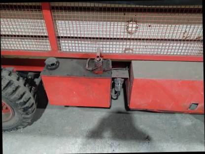 Bild 4:Fahrbare Hebebühne Simon Skyhawk 120E