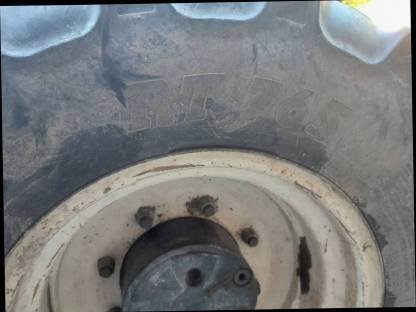 Bild 3:BKT Traktor Reifen 360/70 R20