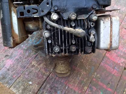 Bild 5:Rasenmähermotor Briggs & Stratton