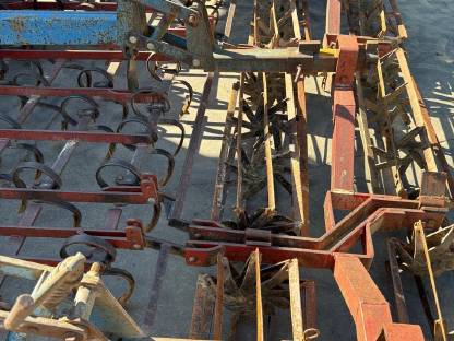 Bild 4:Hatzenbichler Kultivator