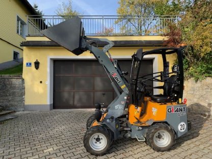 Bild 4:Hoflader Giant G 1200