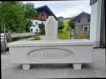 Bild 6:Wassertrog, Weidetrog, Blumentrog, Betontrog, Tröge