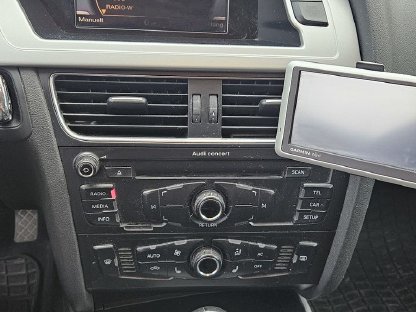 Bild 3:Audi A4 Avant 2,0 TDI DPF  Jubiläumsmodell