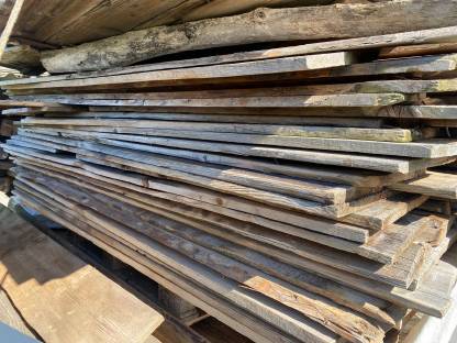 Bild 3:Alte Stallbalken