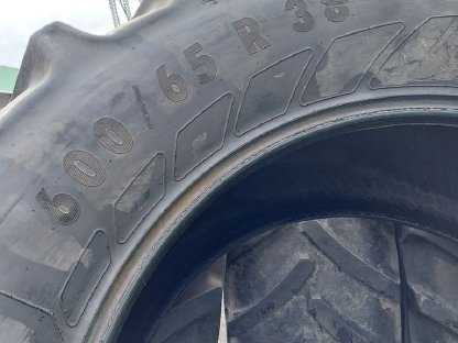 Bild 4:Verkaufe eine Traktorfelge und einen Traktorreifen