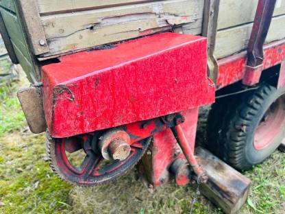 Bild 7:Krone Optimat Miststreuer