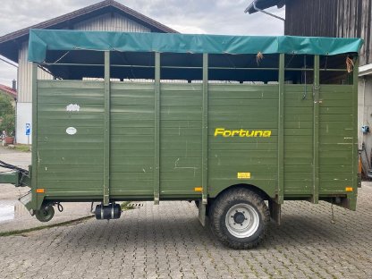Fortuna Viehanhänger Viehtransporter