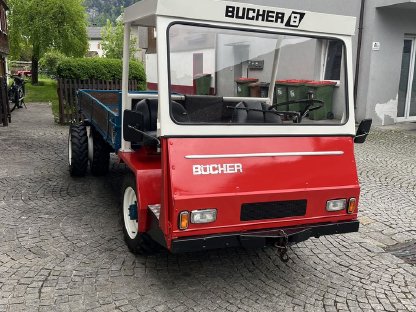 BUCHER TR 1500 Allrad Schlepper, wie neu, zu verkaufen