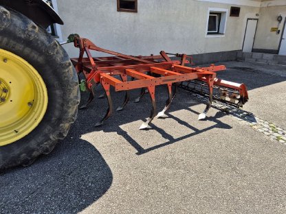 Grubber Pöttinger 300