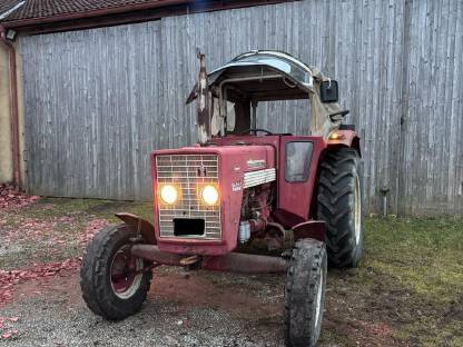 Bild 3:IHC 624 mit Messerbalken