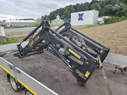 Bild 2:Hauer Frontlader Oberrahmen