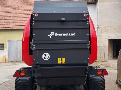 Bild 3:Vicon Rundballenpresse 5220 SC14