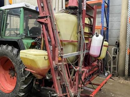 Bild 3:Hardi Master Feldspritze