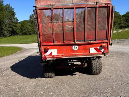 Bild 3:Silierwagen, Häckselwagen