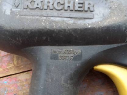 Bild 2:Defektes Griffstück Kärcher