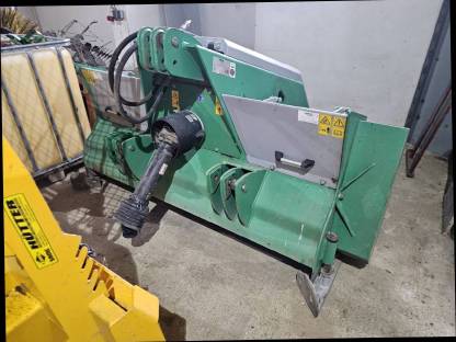 HEN WPF 200 Wegepflegemaschine