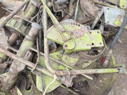 Bild 2:Mähdrescher Ersatzteile Senator