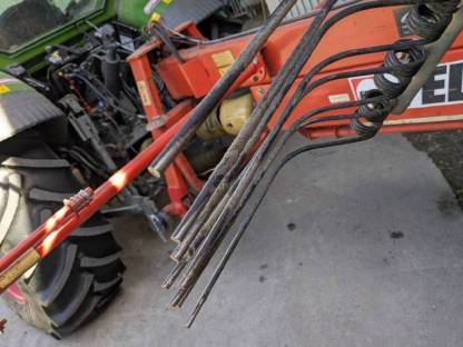 Bild 3:Fella TS 800 Mittelschwader