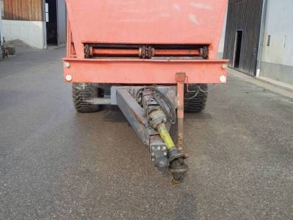 Bild 9:RUR Miststreuer