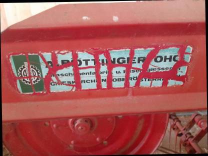 Bild 3:Pöttinger Heuraupe KR 220