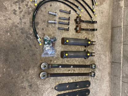 Umrüstsatz Hydraulische Gerätebetätigung für Frontlader
