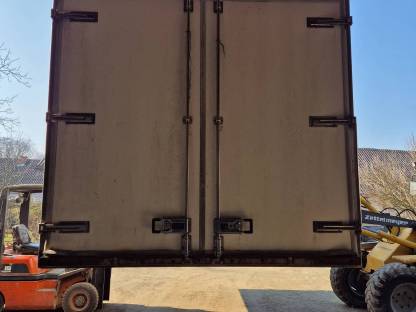 Kühlkoffer-Aufbau Lagercontainer