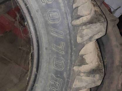 Reifen 520/70R34 Taurus