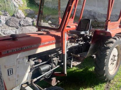 Lindner BF 320N Traktor