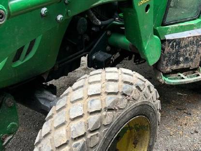 Bild 3:John Deere 4520 4720 4066 Rasenbereifung