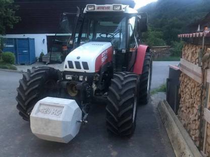 Bild 3:Front- und Heckgewicht Betongewicht