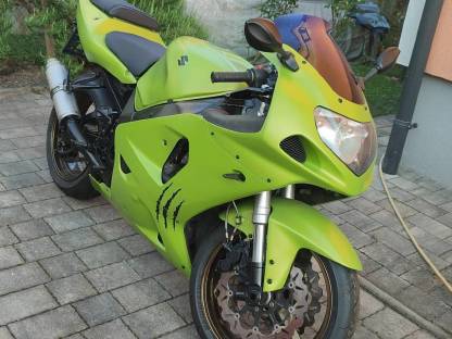 Suzuki 750