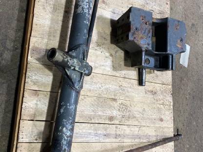 Bild 2:Steyr Plus Vorderachse