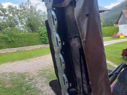 Bild 2:Vicon Heckmähwerk CM 217