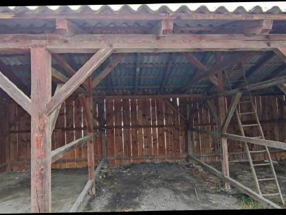 Bild 6:Holzhütte, Holzunterstand