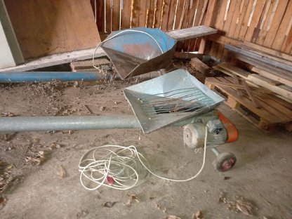 Bild 5:Getreidereiniger, Körnerschnecken