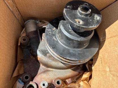 Wasserpumpe Steyr 8070