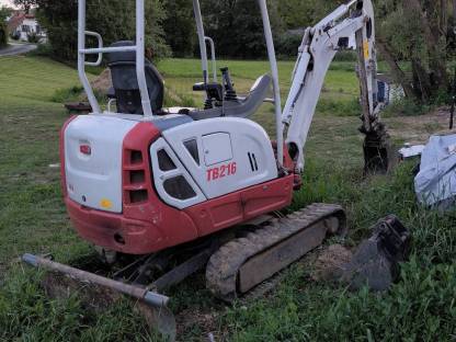 Takeuchi TB 216 Schnellwechsler + Löffelpaket