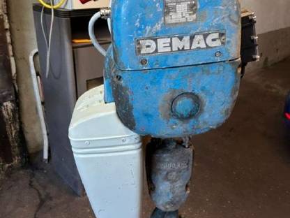 Demag Kettenzug mit Funk 2000 kg Hallenkran Werkstatt