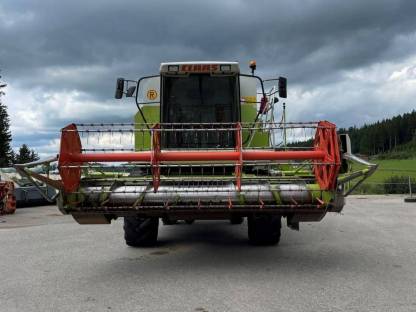 Bild 2:Claas Dominator 88 VX