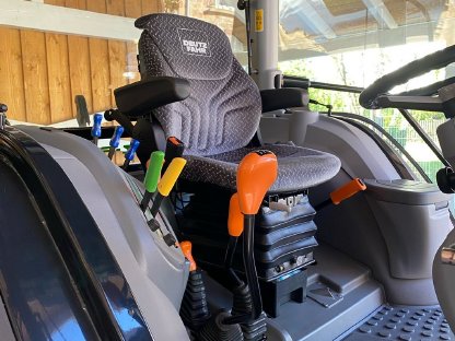 Bild 6:Deutz 5080 D LS