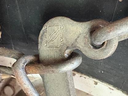 Bild 5:Pewag Schneeketten/Spurketten 420/70R28