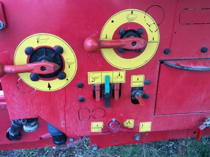 Bild 5:Feldspritze Rau Phönix B40