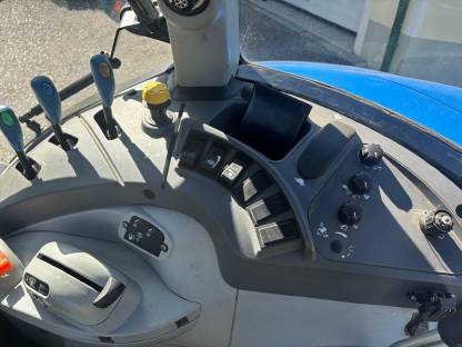 Bild 6:New Holland T5.95
