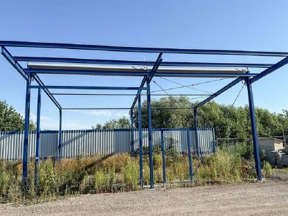 Bild 3:Stahlhalle 7x10m Höhe 4,8m