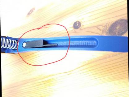 Bild 5:Ohrenmarkenzange Merko M2