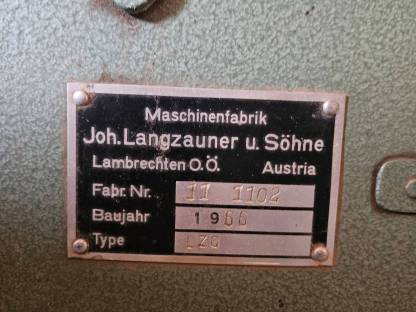 Bild 2:Langzauner Bandschleifmaschine 2,5 m x 80 cm