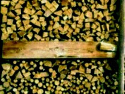 Trockenes Brennholz